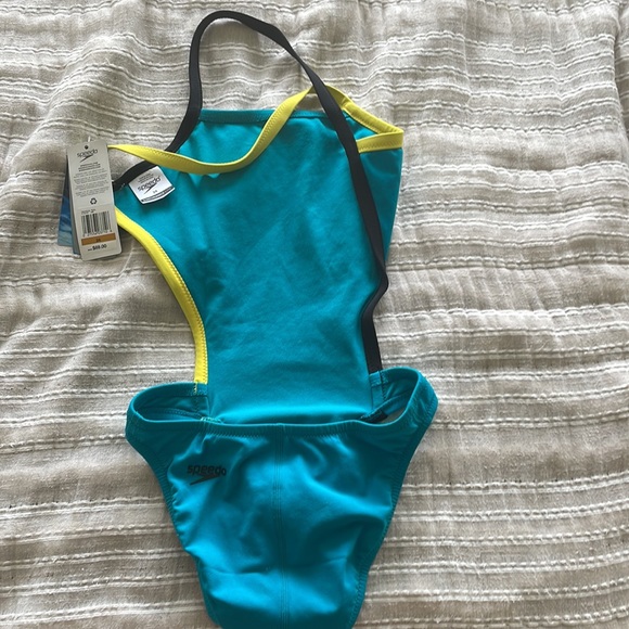 womens athletic open back swimsuit speedo - Picture 3 of 4